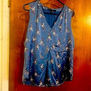 White House Black Market Satin Floral Sleeveless Tank, Size 8